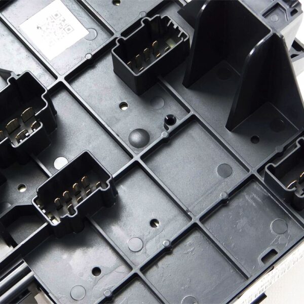 6L3Z-14A068-DA Remanufactured Interior Cabin Fuse Relay Junction Box - Image 6